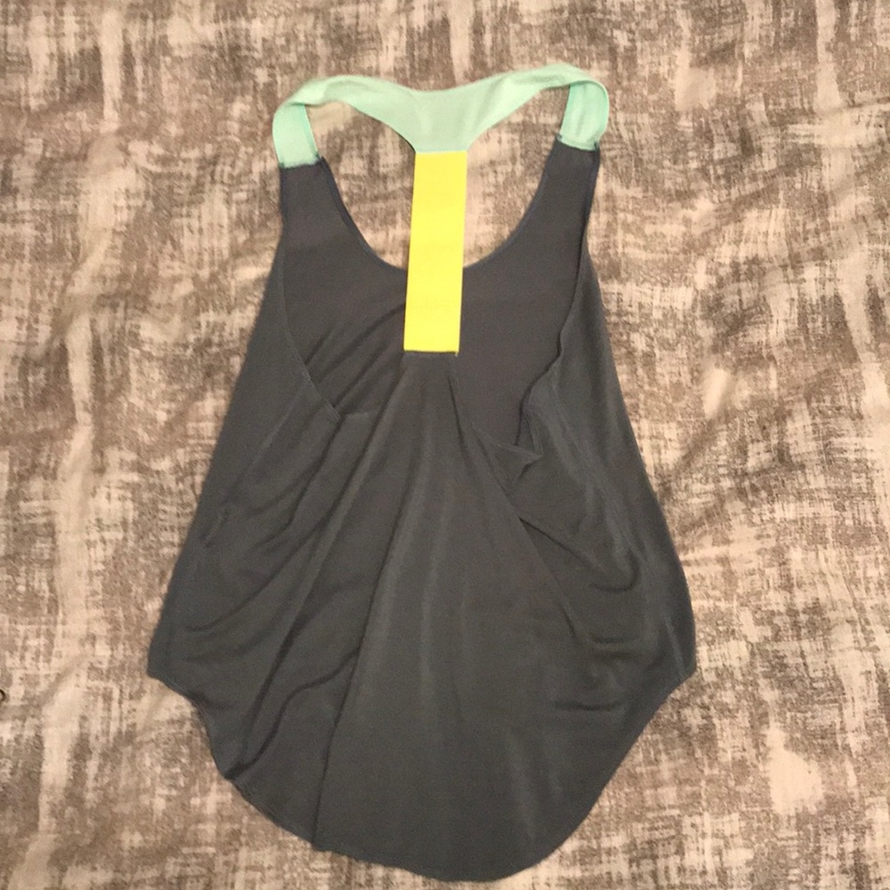 Nike Dri-Fit Tank - Picture 2 of 8